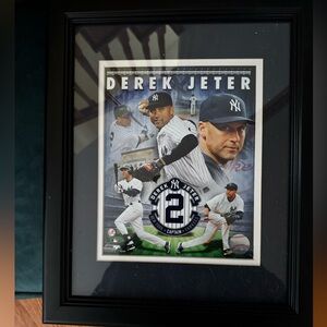 Derek Jeter Framed Print 16.5 x 13.5 New York Yankees Captain #2 MLB Wall Art